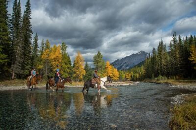 1 Hour Spray River Ride - Stop-by-stop: from Banff National Park to Bow Falls