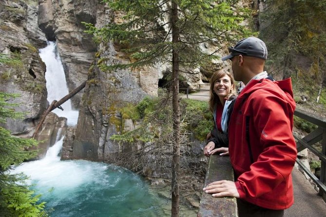 3-Day Glacial Tour package, Columbia Icefield, Jasper, LakeLouise - Key Things That Make This Tour Work