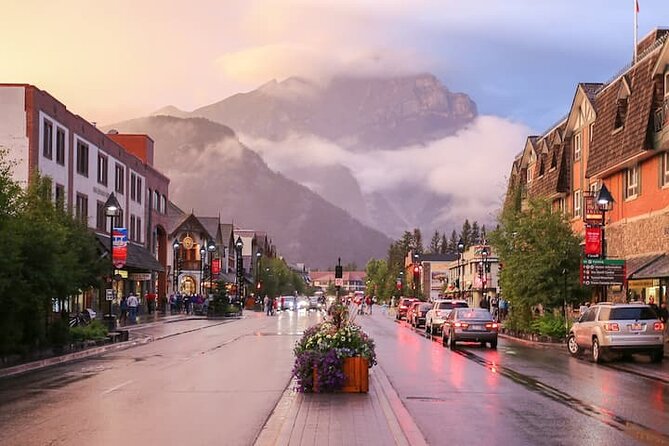 4-Day Rockies Discovery Tour Package, Banff, Jasper, and Yoho - Day 1: Calgary to Banff town classics, Johnston Canyon, and Fairmont views