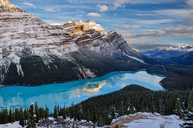 8 Iconic Stops. 12 Comfy Seats. See Banff's Best in First Class. - Key Things That Make This Banff Day Tour Work