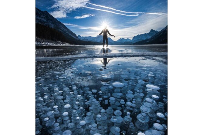 Abraham Ice Bubble/Sunwapta Falls,Snowshoeing,Icefield, Bow&Peyto - Bow Lake: Turquoise Water and 15 Minutes That Usually Feels Short