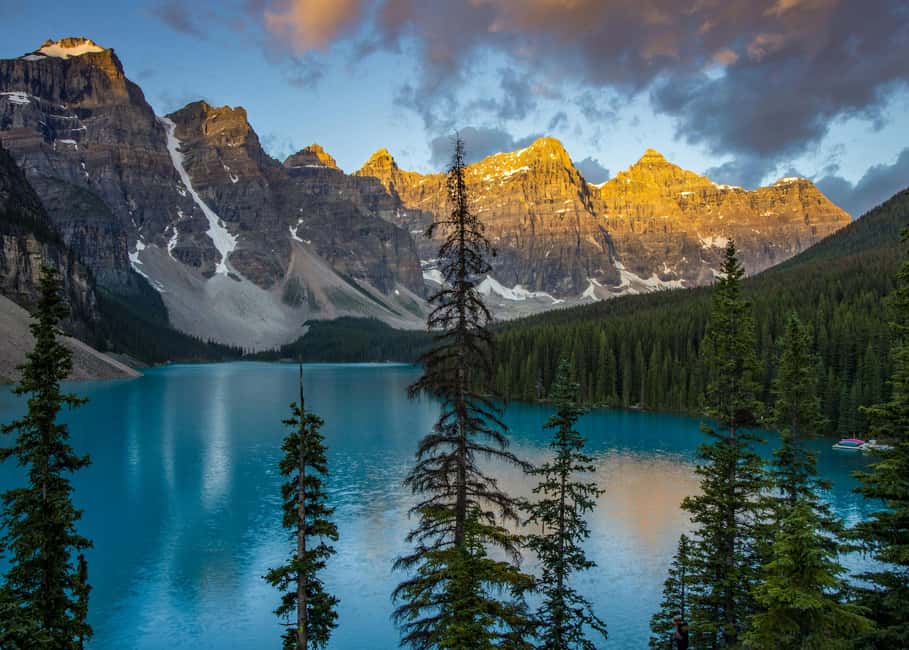 Abraham IceBubble, Peyto, Lake Louise, Bow Lake, Snowshoeing - Peyto Lake Viewpoint: Short Walk, Big Views, No Stress