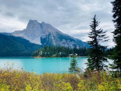 Abraham IceBubble, Peyto, Lake Louise, Bow Lake, Snowshoeing - Lake Louise on Frozen Ground: A 50-Minute Finale