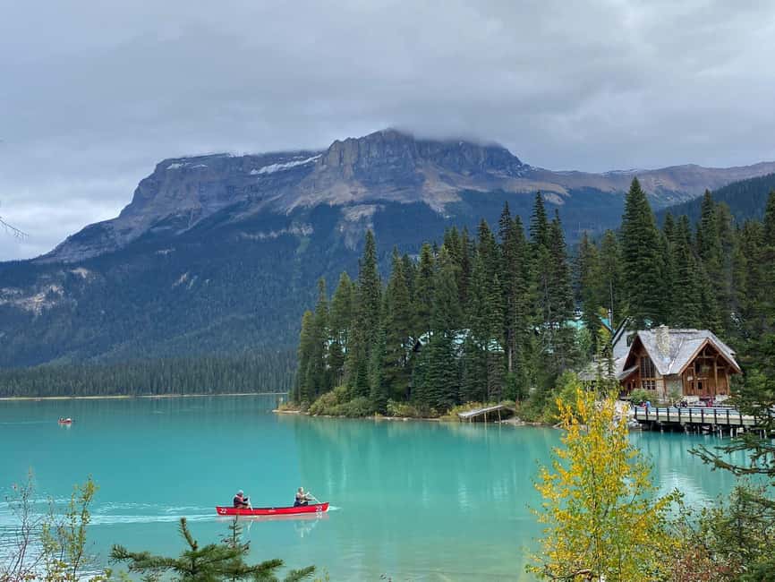 Abraham IceBubble, Peyto, Lake Louise, Bow Lake, Snowshoeing - Winter vs Summer: Which Version Fits Your Dream Day?