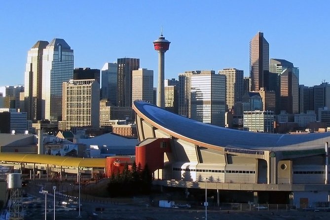 Airport Shuttle: Calgary Airport <—-> Downtown Calgary - Meet-and-Greet at YYC: Where Your Driver Actually Finds You