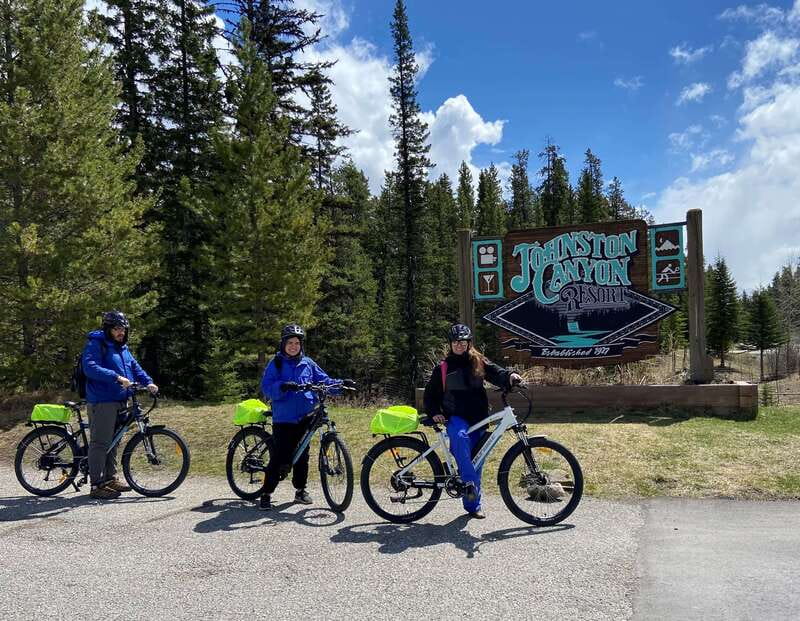 Banff: 4-Hour E-Bike and Walking Tour in Johnston Canyon - Vermilion Lakes and Bow Valley Parkway: the easiest scenic miles in Banff