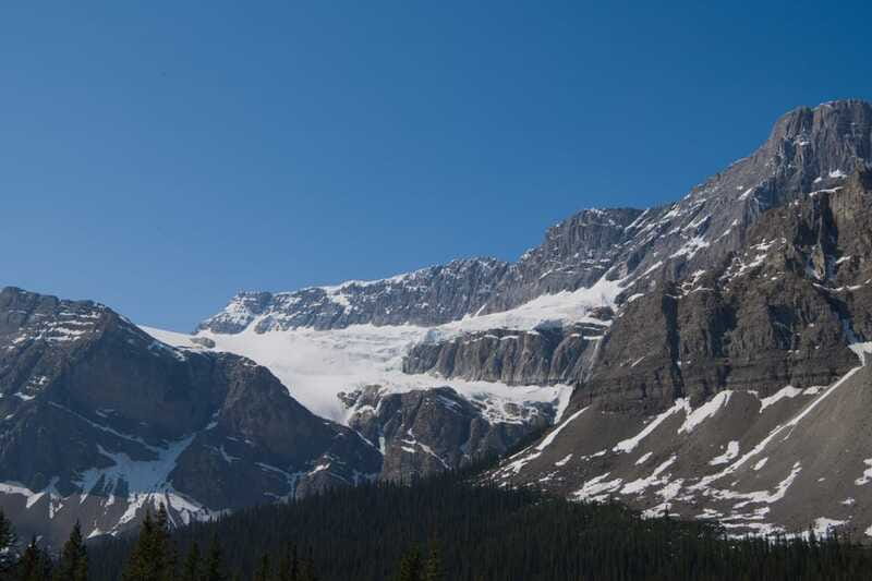 Banff : Day Tour : Lake Louise, Moraine Lake and Peyto Lake - Crowfoot Glacier, Herbert Lake, and Bow Lake: extra viewpoints that keep the day from feeling repetitive