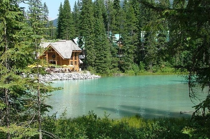 Banff Gondola, Lake Louise, Emerald Lake and Lake Minnewanka Tour - The Spiral Tunnels: train loops and optical magic