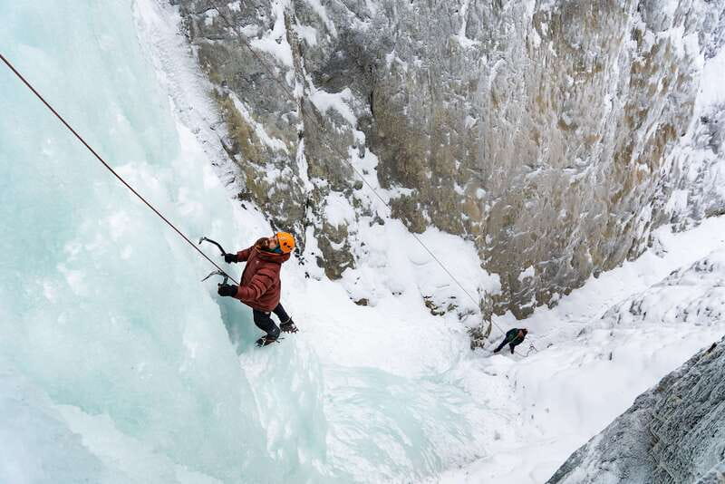 Banff: Introduction to Ice Climbing for Beginners - Meeting point in Banff and how the climbing site gets chosen