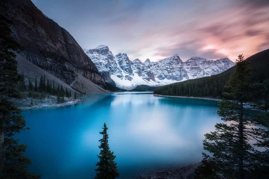 Banff: Lake Louise, Moraine, Emerald Lake & Canyon Day Trip - Moraine Lake access from June 1 to Oct 14 and why the order can change
