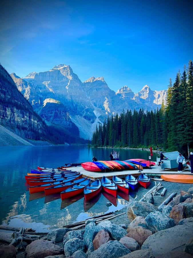 Banff: Lake Louise, Moraine, Emerald Lake & Canyon Day Trip - Johnston Canyon: the narrow gorge hike and its two waterfall moments