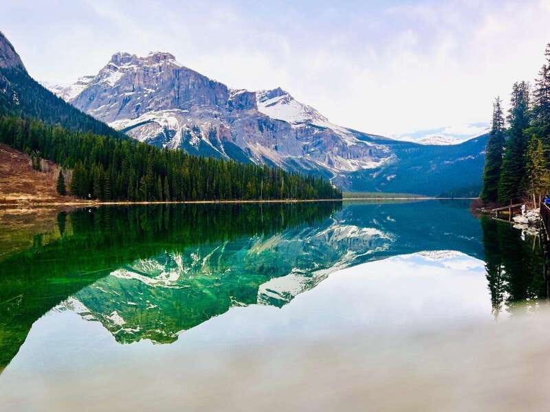 Banff: Lake Louise, Moraine, Emerald Lake & Johnston Canyon - Lake Louise: glacier-fed scenery with real time to enjoy it