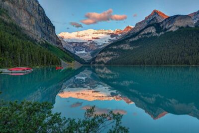 Banff Lake Louise Moraine & Emerald Lake Tour - Lake Louise Without the Rush: Chateau Pass-By and Village Time
