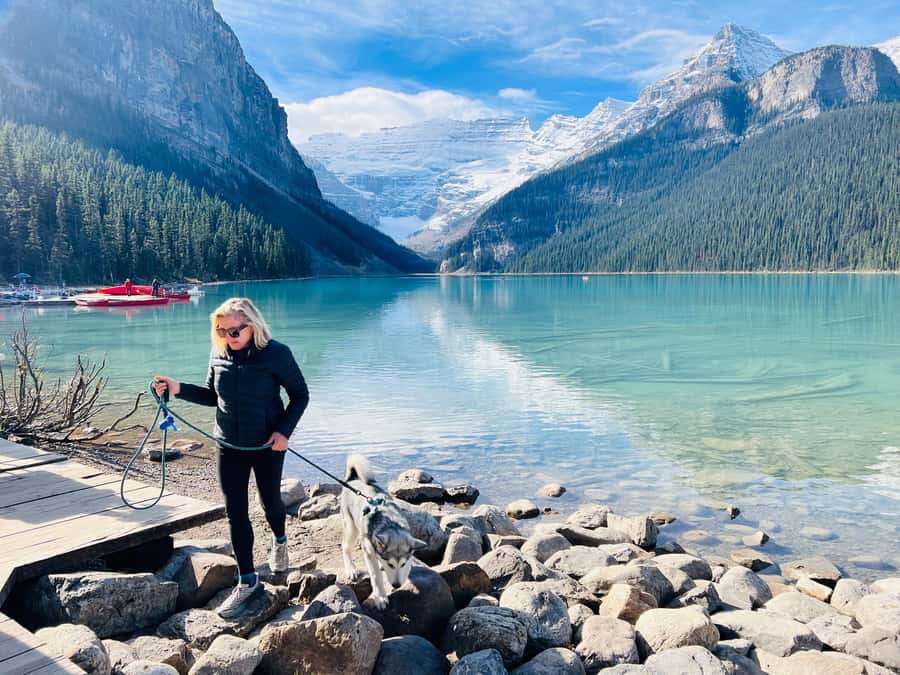 Banff: Lake Louise & Moraine Lake Half Day Tour - Key things that make this tour work