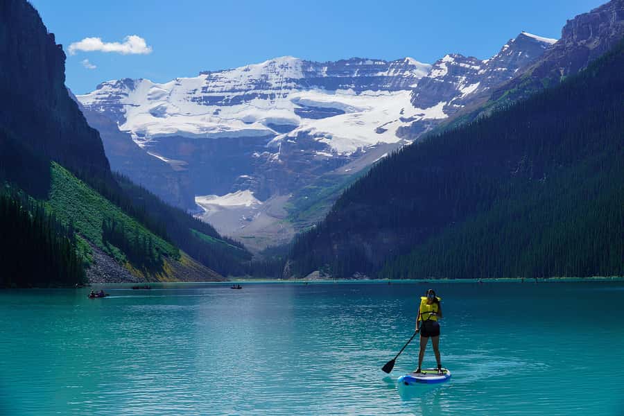 Banff: Lake Louise & Moraine Lake Half Day Tour - Why Lake Louise and Moraine Lake in one half day makes sense