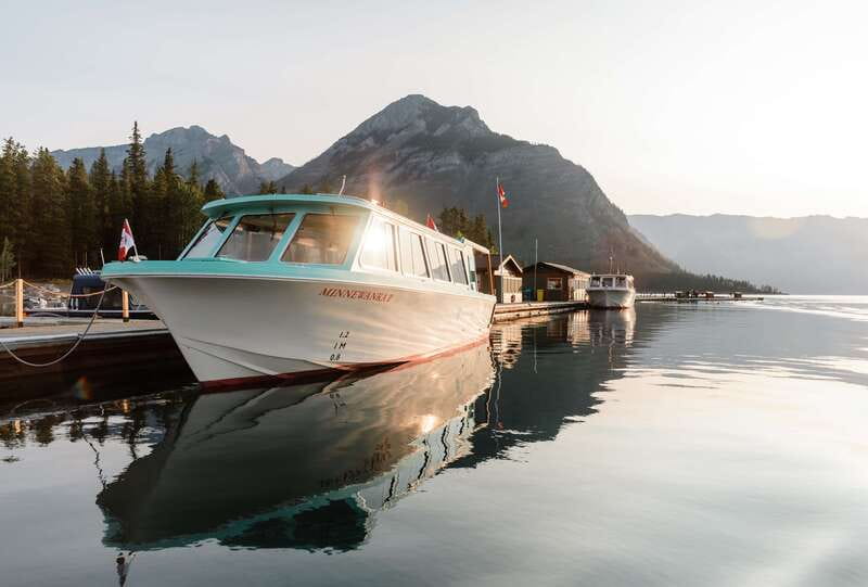 Banff: Lake Minnewanka Cruise - Lake Minnewanka cruise value: one hour on water, not in a line