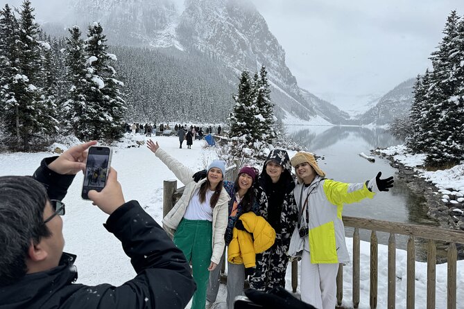 Banff: Moraine Lake and Lake Louise Shuttle | Limited Time Offer! - Lake Louise Shore time: making 1 hour 15 minutes count