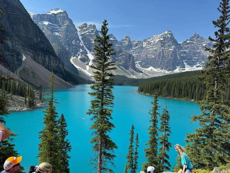 Banff. Moraine, Lake Louise ,Emerald & Johnston Canyon tour - Emerald Lake: The Short Stop That Packs a Visual Punch
