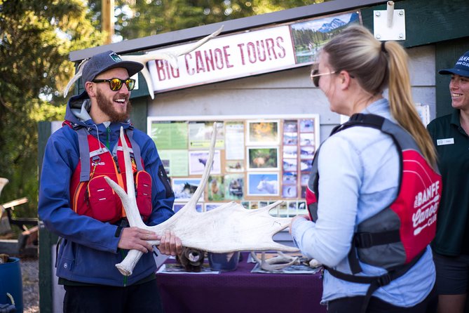 Banff National Park Big Canoe Tour - Up the Bow River: what the scenery and wildlife search feel like