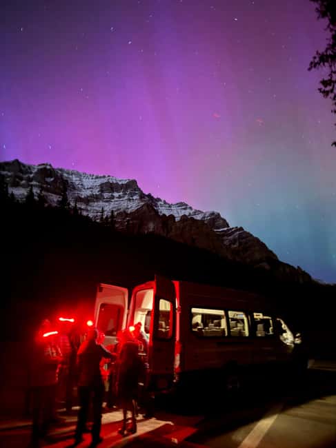 Banff OR Moraine Lake: Night Tour with possible Stargazing - Who should book this tour, and who should skip it