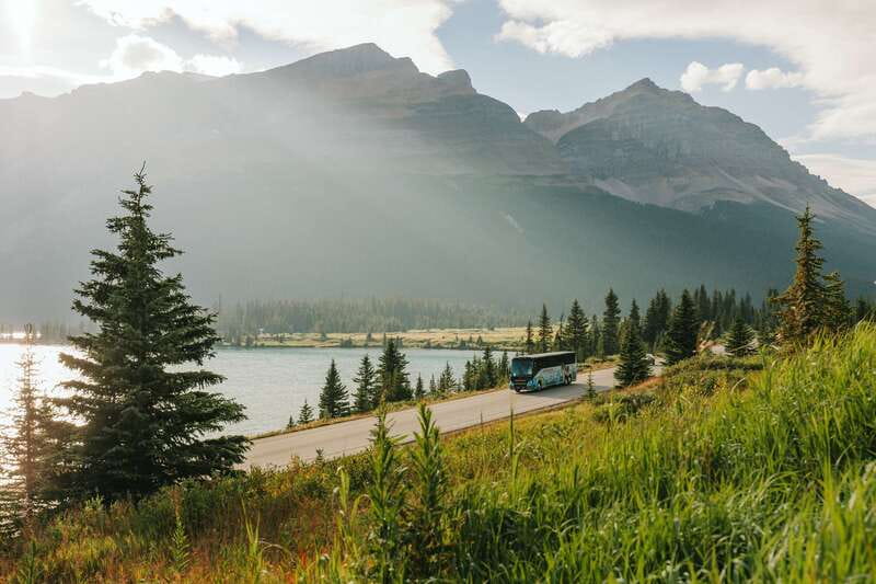 Banff: Sightseeing, Lake Minnewanka Cruise and Banff Gondola - A one-day Banff plan that avoids the driving headache