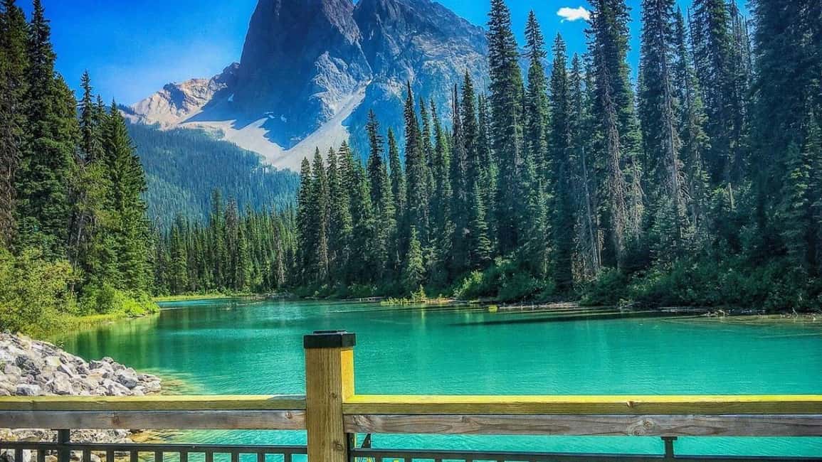 Banff Town, Gondola, Hot Springs, Bow Falls & Three Lakes - Banff in One Day: What This 10.5-Hour Route Really Gives You
