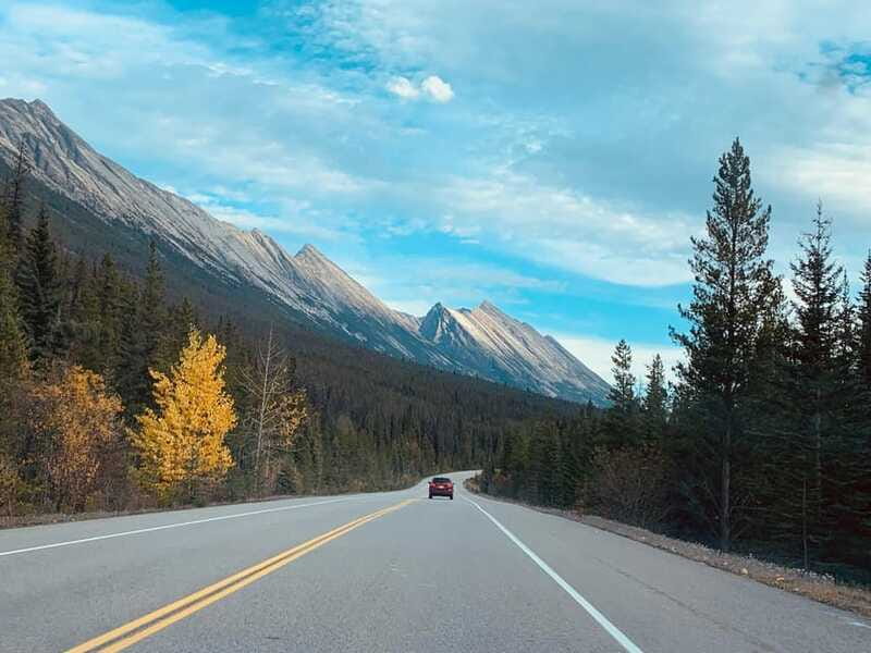 Banff Town: Lake Louise Moraine, Glacier, Peyto & Bow Lake - Time on the Ground: The Real Secret Is Timing