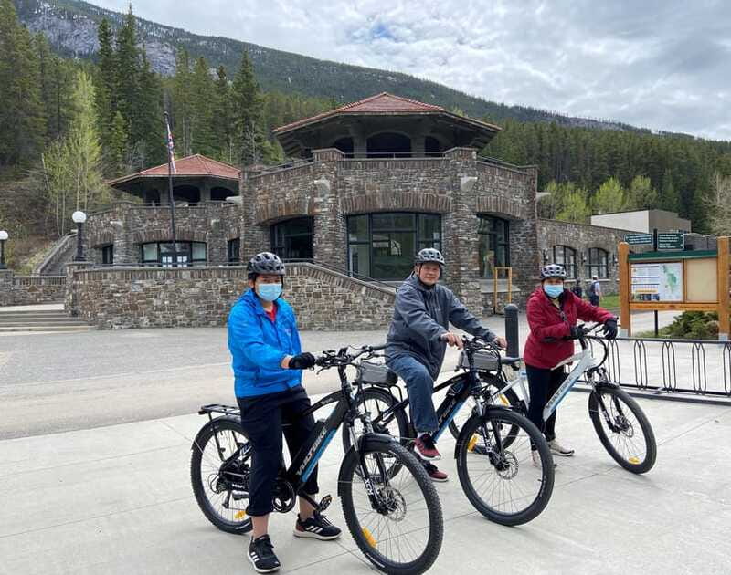 Banff Townsite: E-Bike Explorer - Timing and What to Pack for a Comfortable Ride