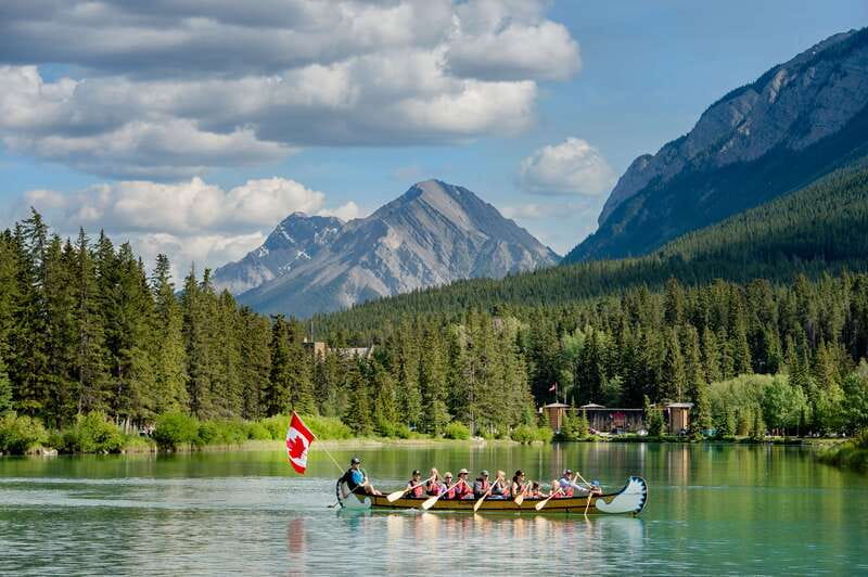 Banff: Wildlife on the Bow River Big Canoe Tour - The 90 Minutes on the Water: How the Paddle Feels