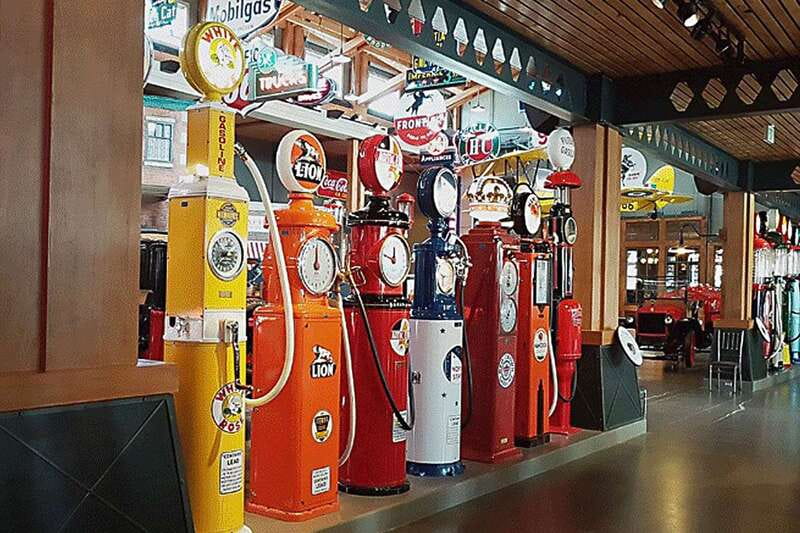 Calgary: 3.5-Hour Bus City Tour with Gasoline Alley Museum - Downtown by Bus: Calgary’s Core, Then East Village to Inglewood