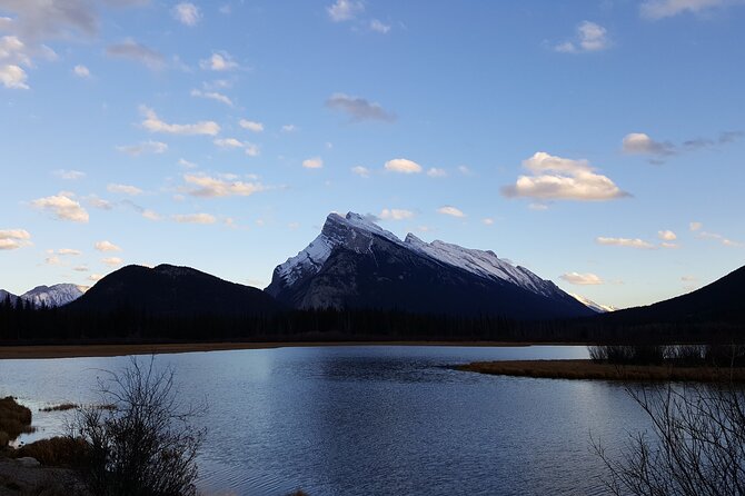 Calgary Airport Shuttle to Banff & Lake Louise - How the timing works: Banff vs Lake Louise (and why you should plan ahead)