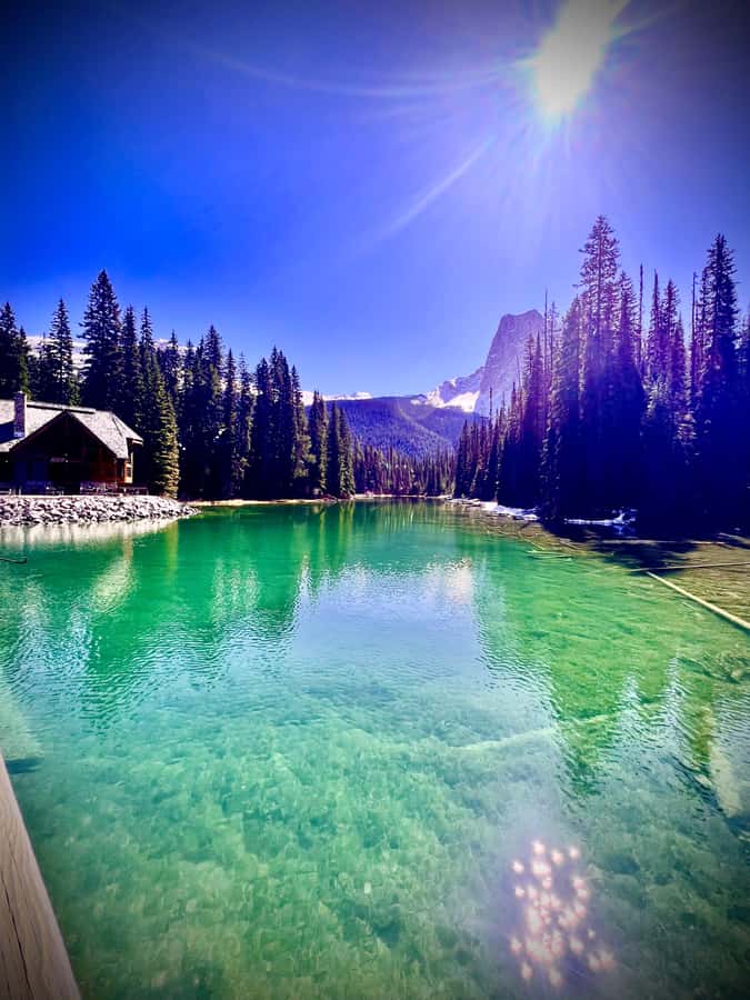 Calgary, Banff: Lake louise , Moraine ,Emerald Lake day Tour - Moraine Lake’s Seasonal Door Opens (or Closes)
