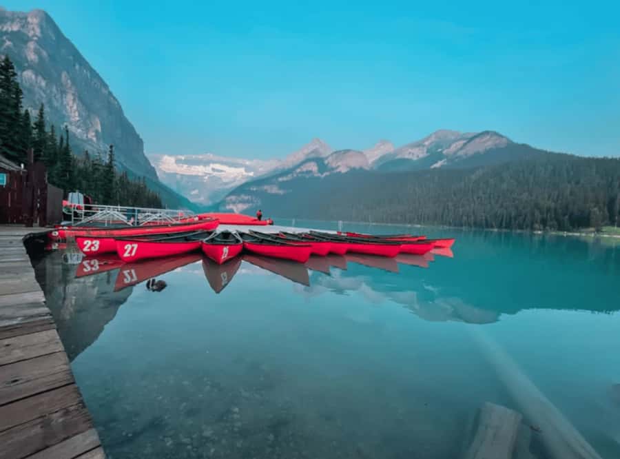 Calgary/Banff: Lake Louise, Moraine & Johnston Canyon Trip - Lake Minnewanka: Big Views Without the Rush Feeling