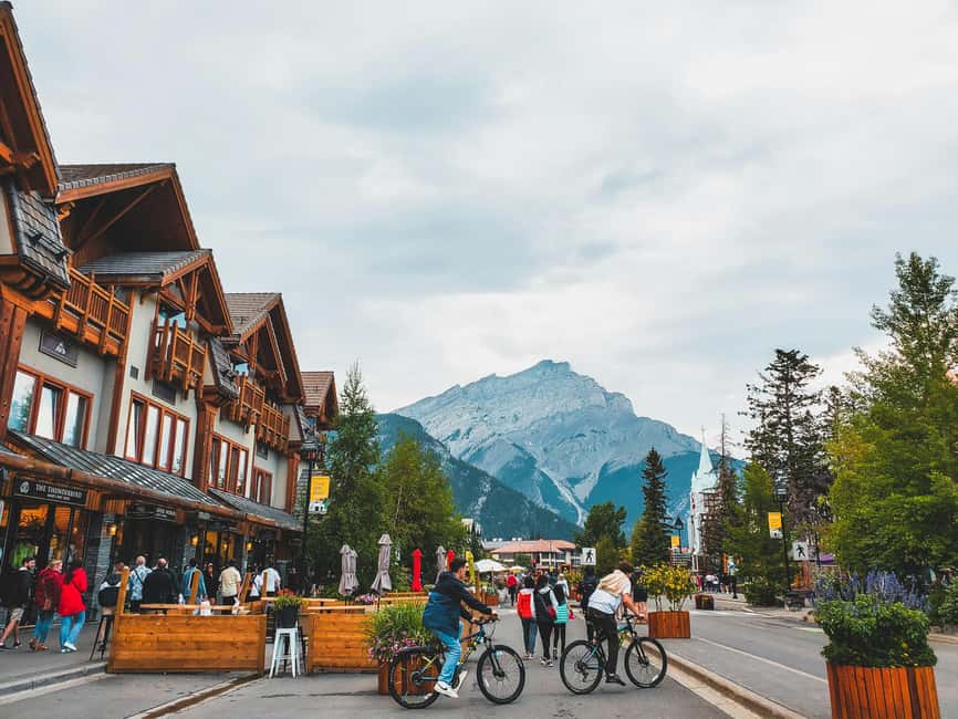 Calgary: Banff Top Lakes Tour with Banff Town Visit - Key things to know before you go