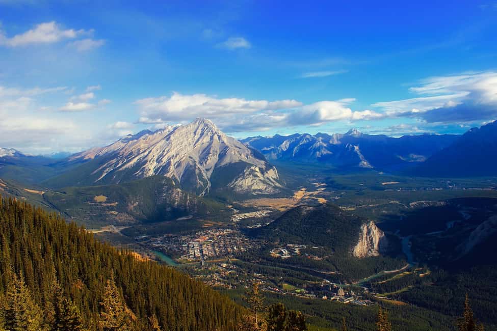 Calgary: Banff Top Lakes Tour with Banff Town Visit - A full-day plan that works if you hate “maybe later”