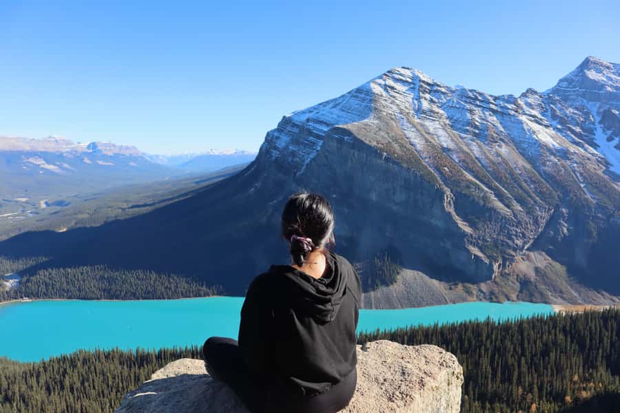 Calgary/Canmore: Banff National Park & Lake Louise Day Trip - Summer Switch: Lake Minnewanka Replaces Bow Falls and Surprise Corner