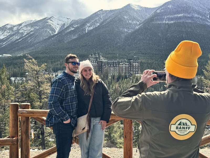 Calgary/Canmore: Lake Louise, Moraine Lake, & Banff Day Tour - Marble Canyon in winter vs. the Oct 15–Jun 1 swap