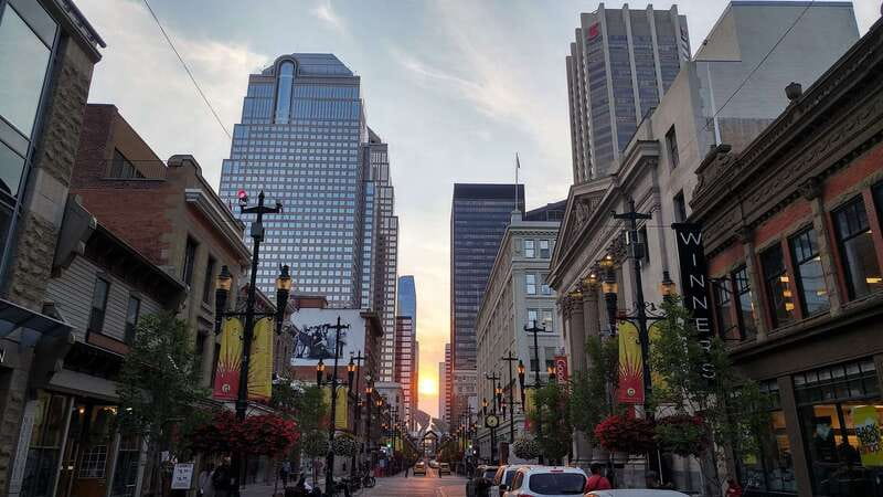 Calgary Downtown: 2-Hour Introductory Walking Tour - Municipal Plaza Start: Getting Oriented Right Away