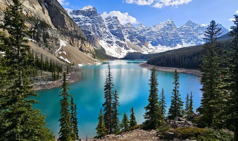 Calgary: Glaciers, Mountains, Lakes, Canmore and Banff Tour - Lake Louise: Peak Views, Photo Time, and Seasonal Options