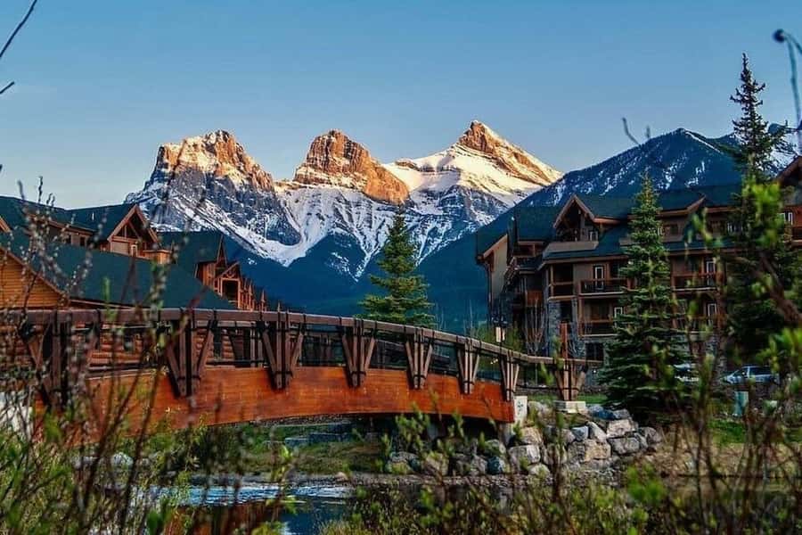 Calgary: Radium Hot Springs & Marble Canyon Day Trip - Should you book Calgary: Radium Hot Springs & Marble Canyon Day Trip?