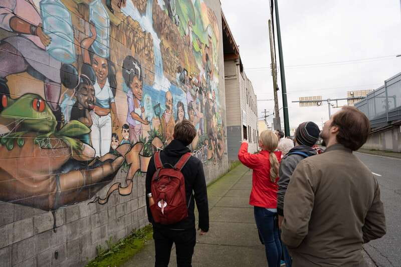 Calgary: Street Art & Craft Beer Walking Tour w/ Tastings - Bottlescrew Bills Pub: Your First 4oz Tasting