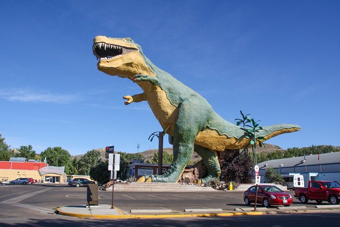 Calgary to Royal Museum | Drumheller – PRIVATE TOUR - Horsethief Canyon: A Breather Before the Big Museum Time