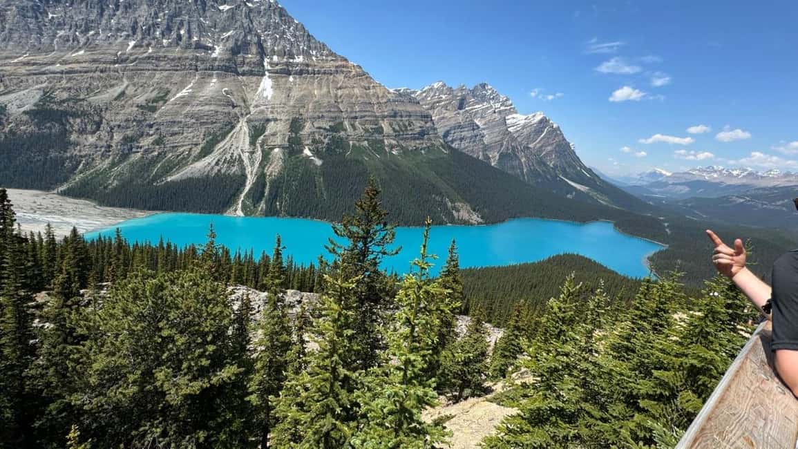 Columbia Icefield, Skywalk, Crowfoot Glacier, and Lakes Tour - Icefields Parkway timing: breaks that matter for photos