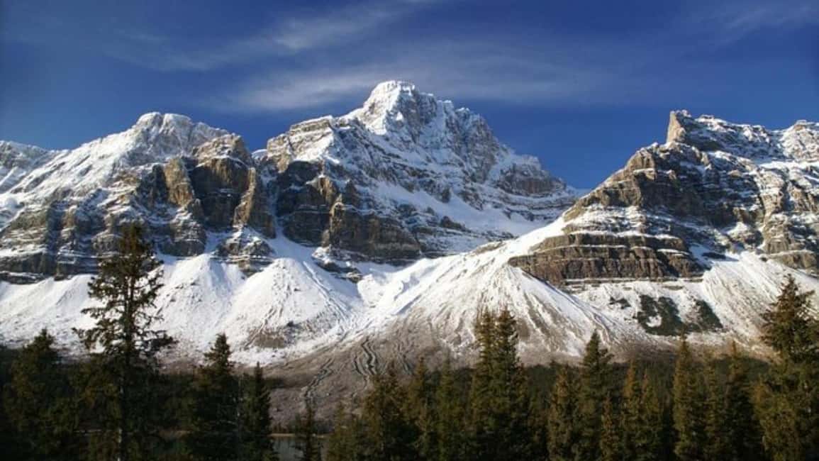 Columbia Icefield, Skywalk, Crowfoot Glacier, and Lakes Tour - Johnston Canyon Lower Falls and Upper Falls: two good walks in one day