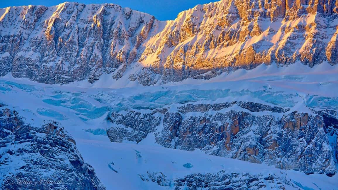 Columbia Icefield, Skywalk, Crowfoot Glacier, and Lakes Tour - What to pack and how to handle weather on an icefield day