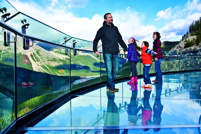 Columbia Icefield Tour with Glacier Skywalk - What to pack: the cold is real and the ground can be slippery