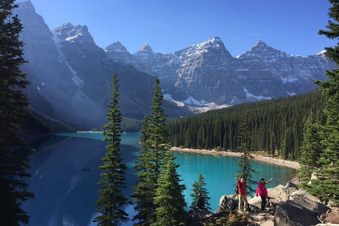 Day Trip: Lake Louise, Moraine Lake, Emerald Lake, Banff - Natural Bridge and the Kicking Horse River: quick viewpoints with interpretive stops