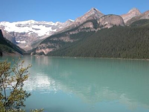 Discover Lake Louise (Spring & Fall Sightseeing) - Key points to know before you go