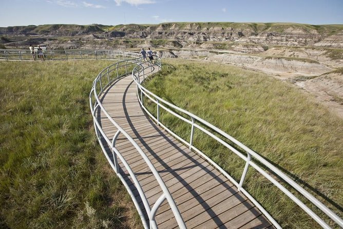 Drumheller: Royal Tyrrell Museum, Hoodoos and Horseshoe Canyon - Willow Creek Hoodoos: Hoodoo Trail Views and Sunset Timing