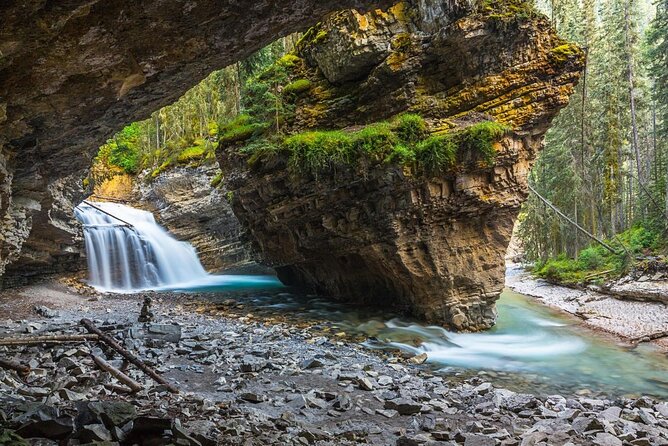 eBike and Hike Banff to Johnston Canyon small group guided program - Key highlights to zero in on